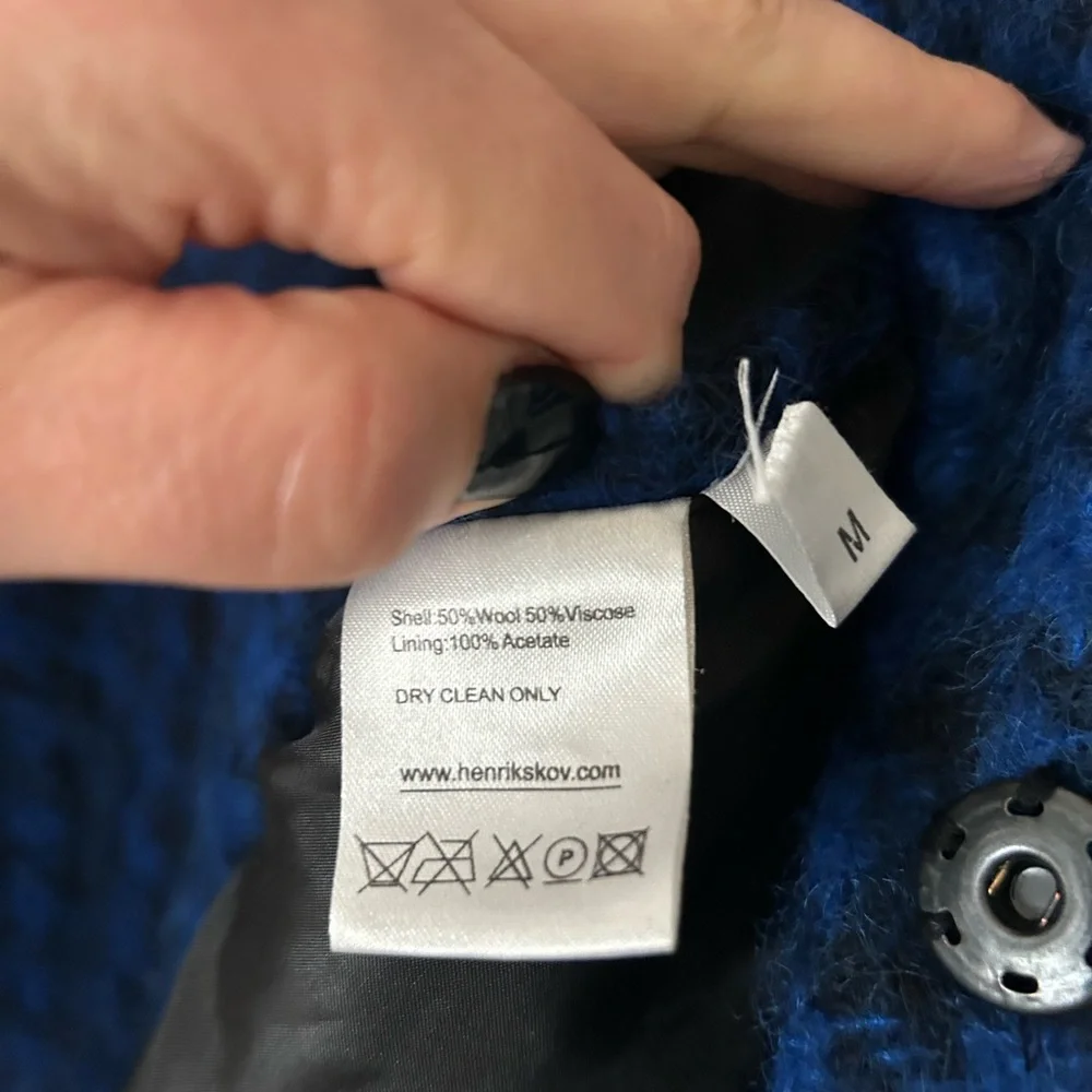 Henrik Vibskov Royal Blue and Black Checkered Cape Sz M - Picture 3 of 3